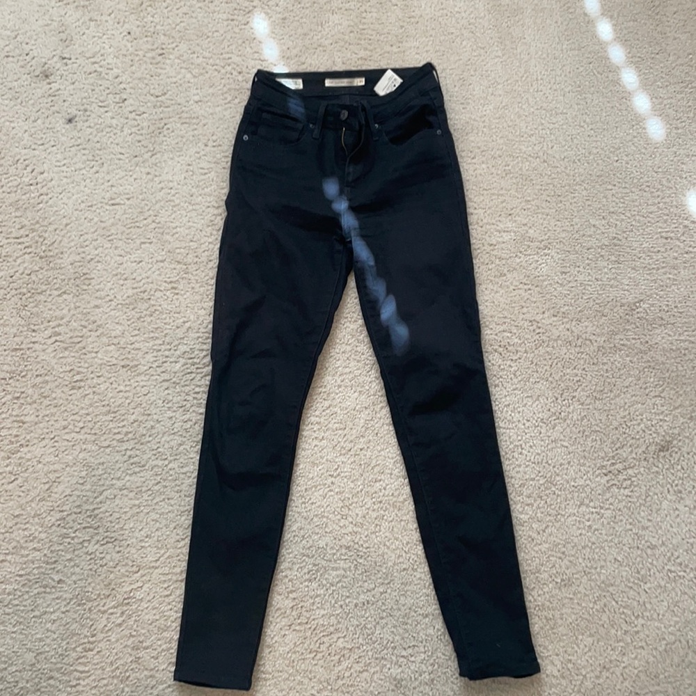 Levi’s 721 high rise skinny jeans in black